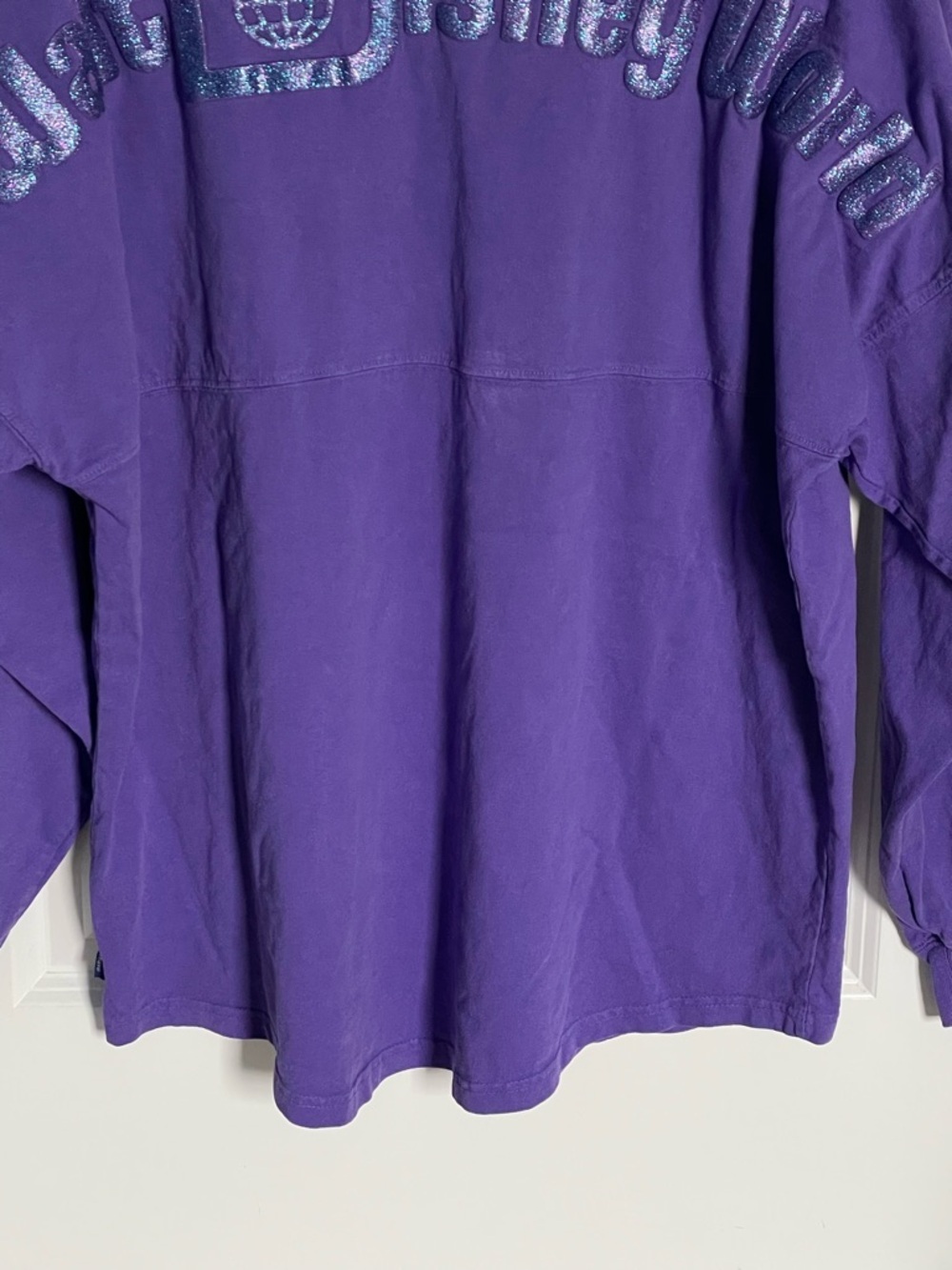 Walt Disney World Spirit Jersey Purple Glitter Sweatshirt Size M 54412 - Picture 13 of 15